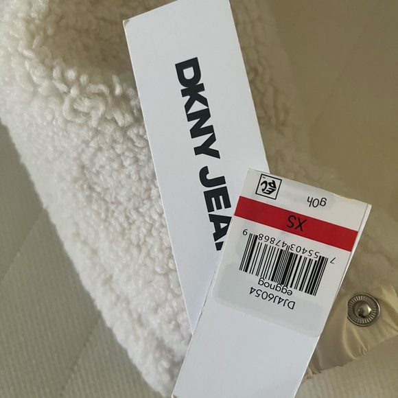 DKNY JEANS Faux Sherpa puffy coat jacket NWT XS - Picture 12 of 12